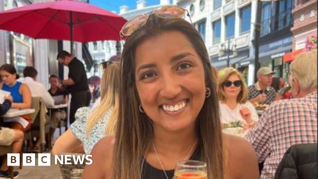 Teacher's £100k gameshow win 'a massive surprise'