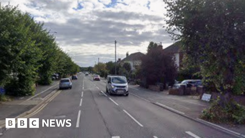 bbc.co.uk - Emma Petrie - Gas pipes dating from 1912 to be replaced in Sleaford - BBC News