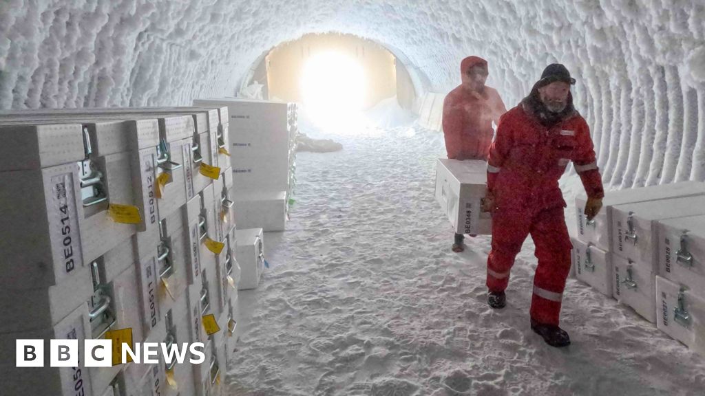 Unique ice, 1.5m year old, to be melted to unlock mystery
