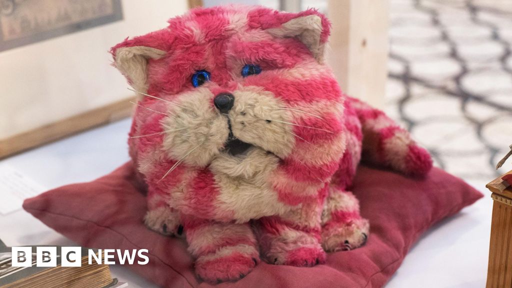 Children's TV favourite Bagpuss to reawaken for new film