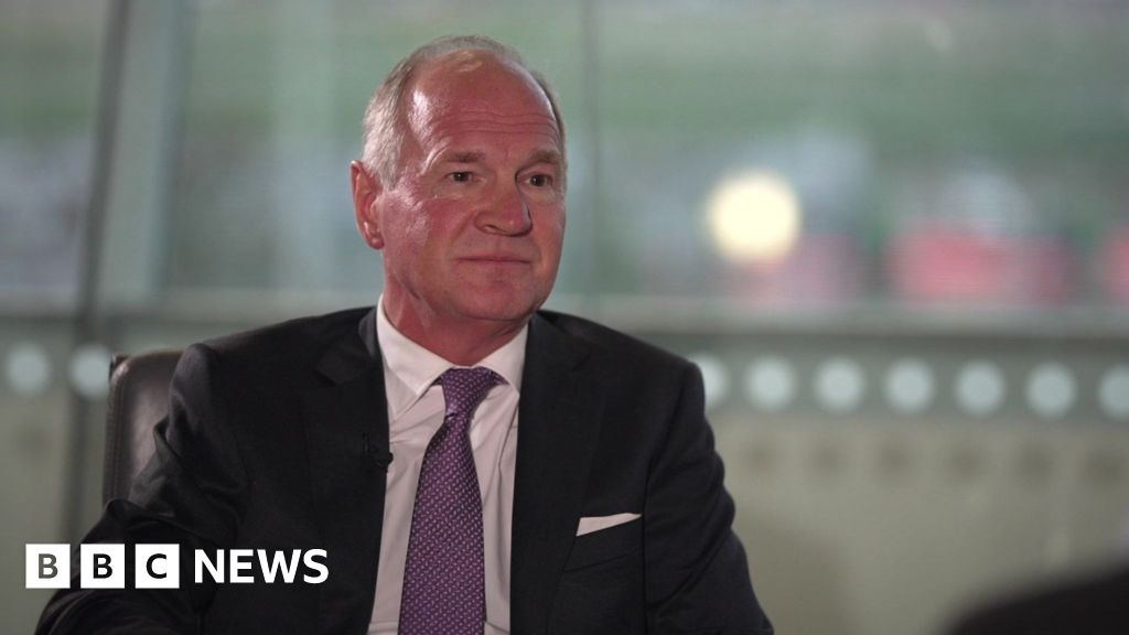Heathrow Airport chief asleep as airport closed over outage