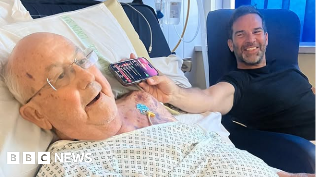 Gethin Jones thanks NHS staff after dad's death