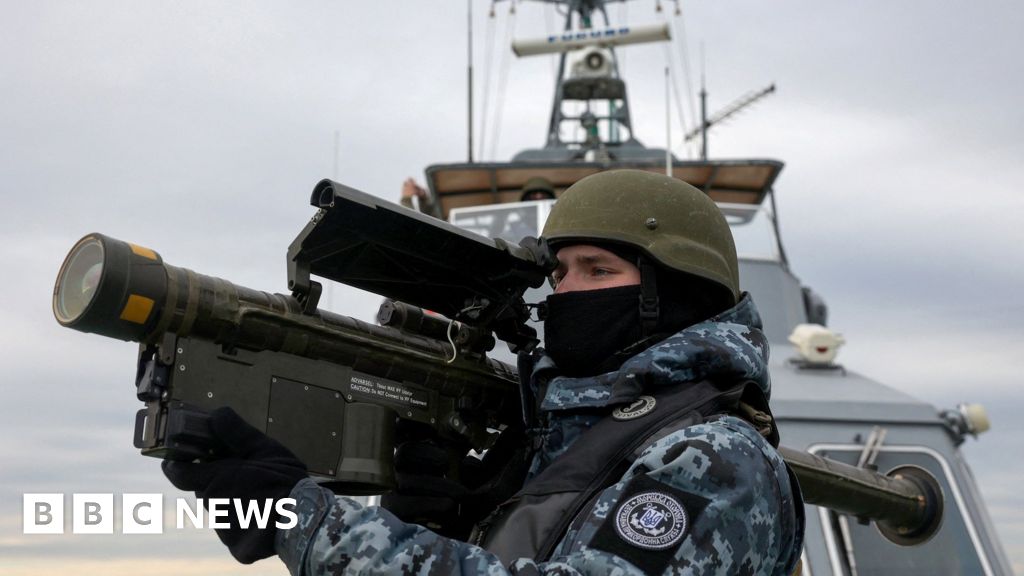 Russia and Ukraine agree naval ceasefire in Black Sea thumbnail