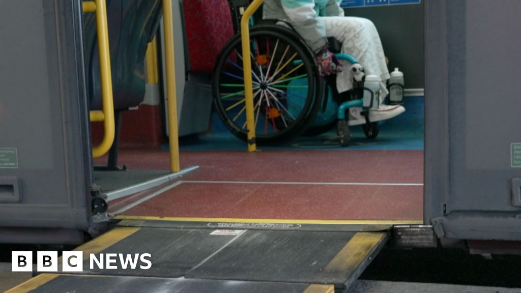 Wheelchair space rules 'not enforced' on buses