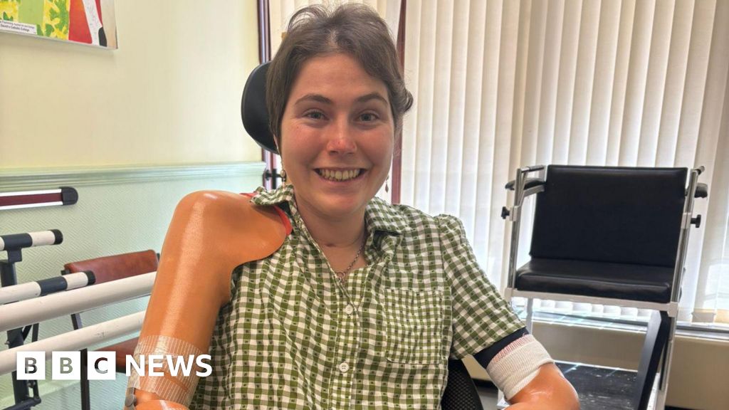 Jersey meningitis B vaccine subsidy call by amputee