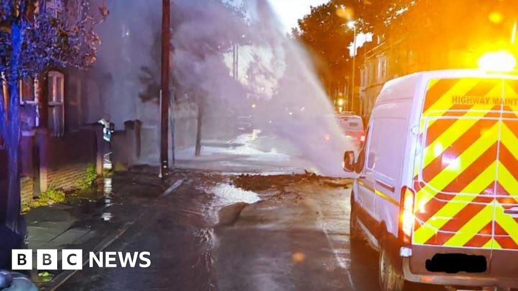 Road Closures in Swindon, Leicester Cause Traffic Disruptions Due to Burst Water Mains