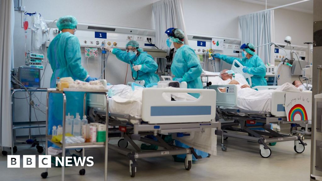 NHS trust put in place do-not-resuscitate rule, Covid inquiry told