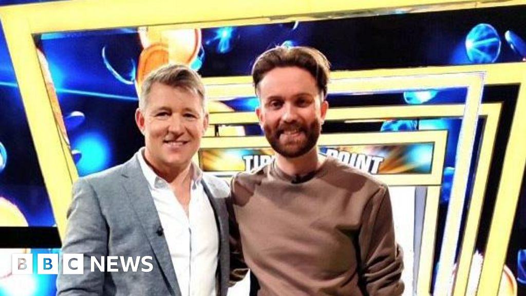 Tipping Point contestant who promised to use winnings on IVF now has triplets