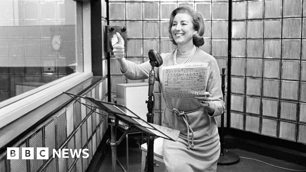 Dame Vera Lynns audition records to be released