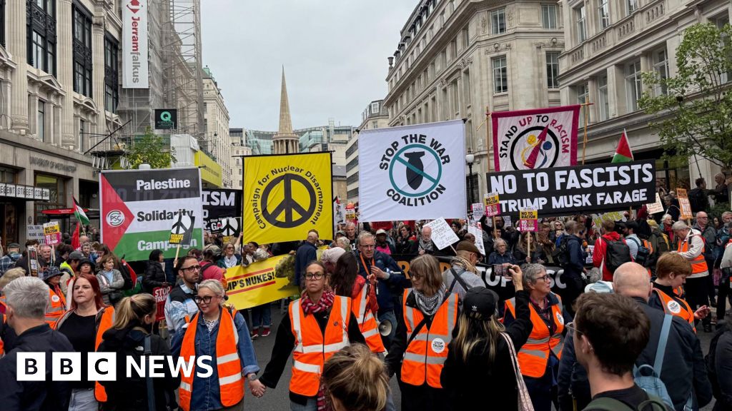 Thousands protest against Trump’s second UK state visit