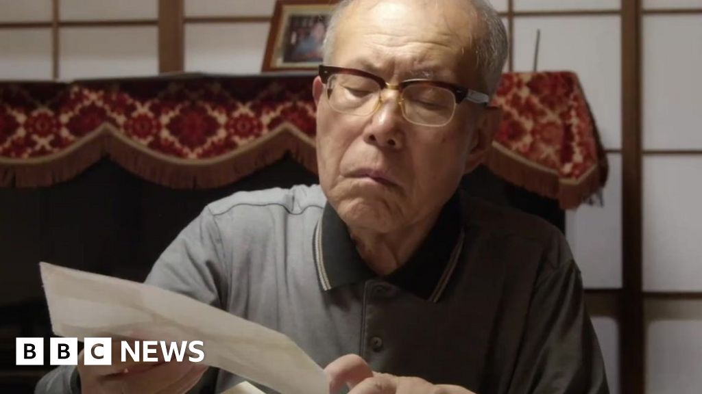 Atomic Bomb Survivor Honours US POWs - BBC News