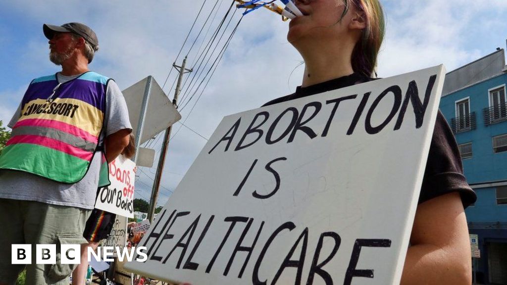 Abortions Stopped At Mississippi's Last Clinic As Trigger Ban Enacted ...