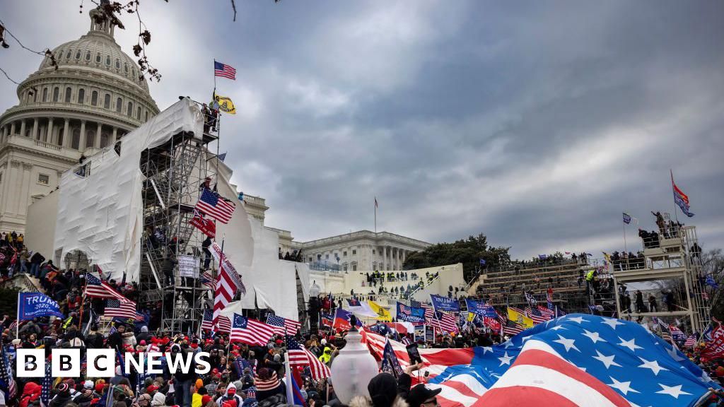 FBI informants were at Capitol riot but no agents, watchdog finds