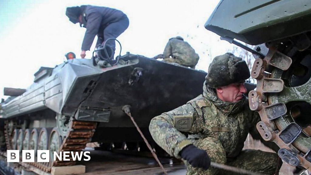 Ukraine tensions: Russia invasion could begin any day, US warns