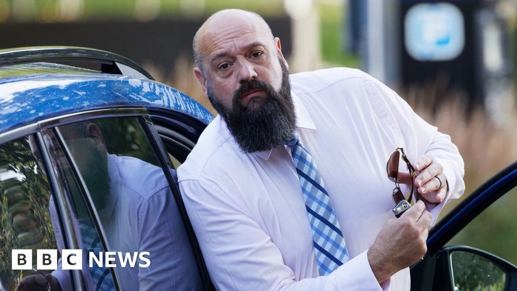Gwent Police: Paul Chadwick admits inappropriate relationships