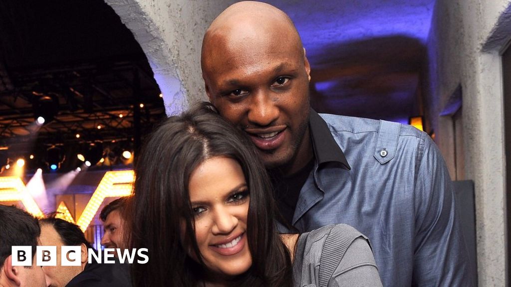 Khloe Kardashian And Lamar Odom Call Off Their Divorce - BBC News