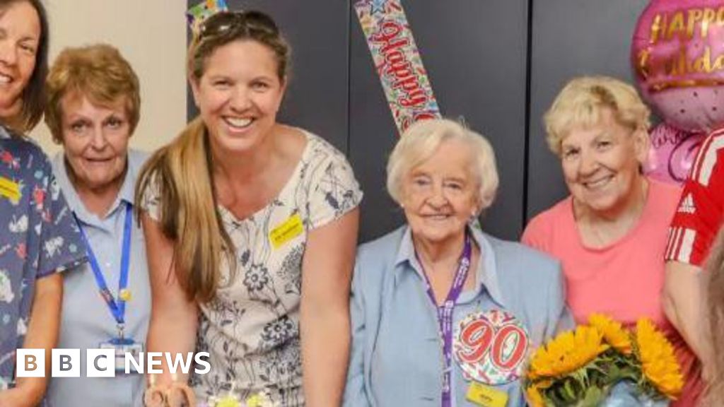 Medway Hospital volunteer celebrates 90th birthday