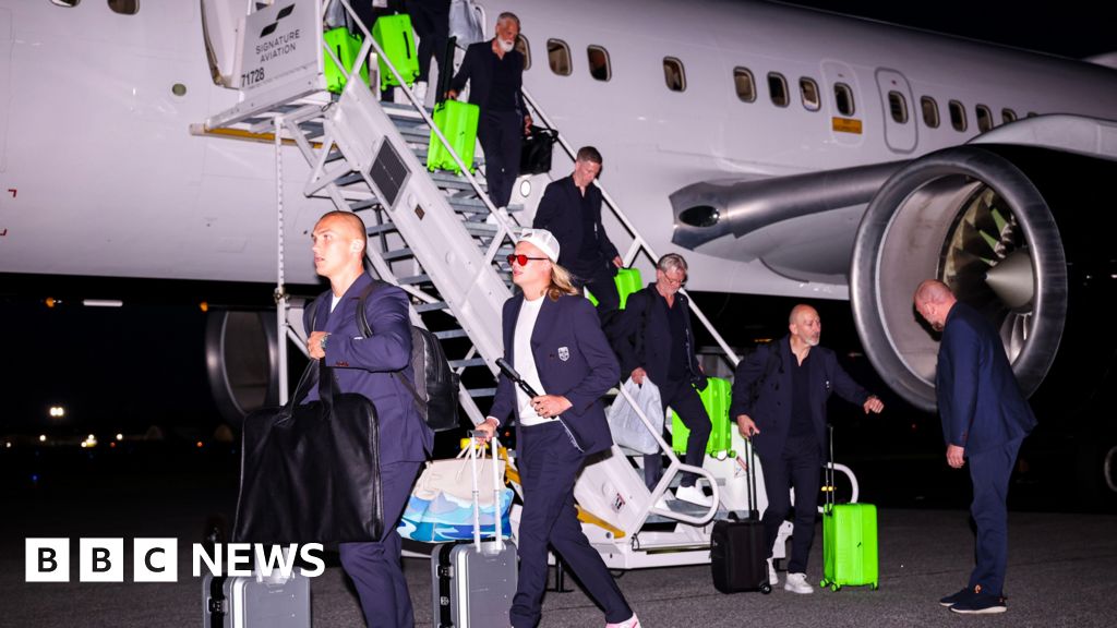 Watch: World Cup teams start arriving in North America