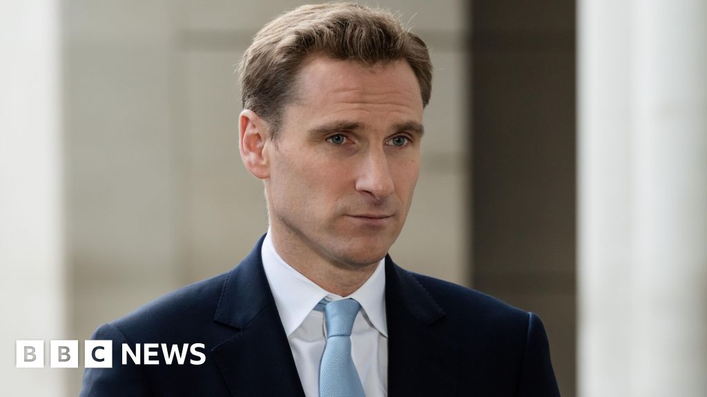 Police force cannot investigate itself over sex abuse claims, says Tories