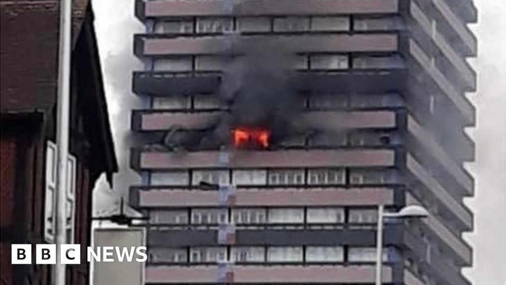 Crews tackle severe 11th floor flat fire in Coventry BBC News