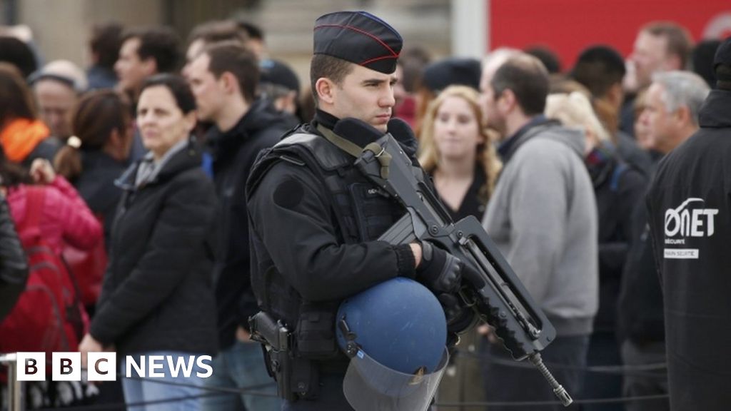 Paris Attacks France Mobilises 115000 Security Personnel Bbc News