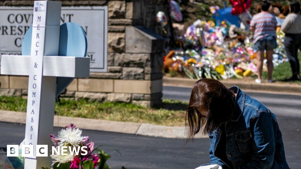 Funerals begin for victims of Nashville shooting(02)