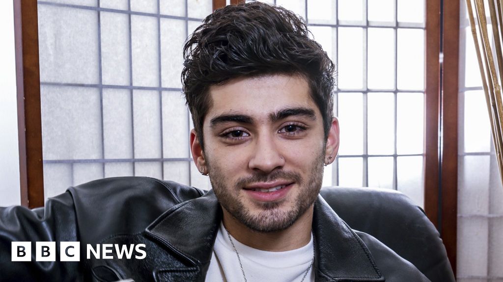 Zayn Malik Anxiety Is Seen As Weakness Bbc News 