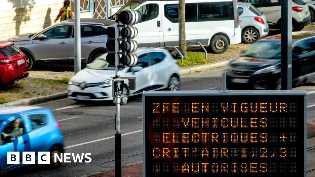 French MPs vote to scrap low-emission zones in blow to Macron