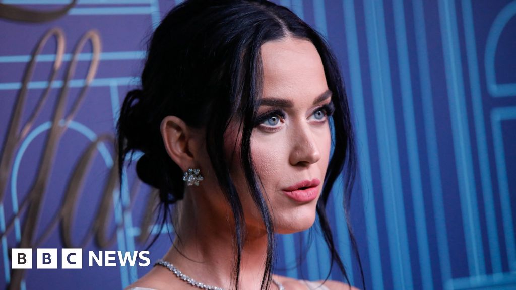 Katy Perry: US pop star loses trademark battle against fashion