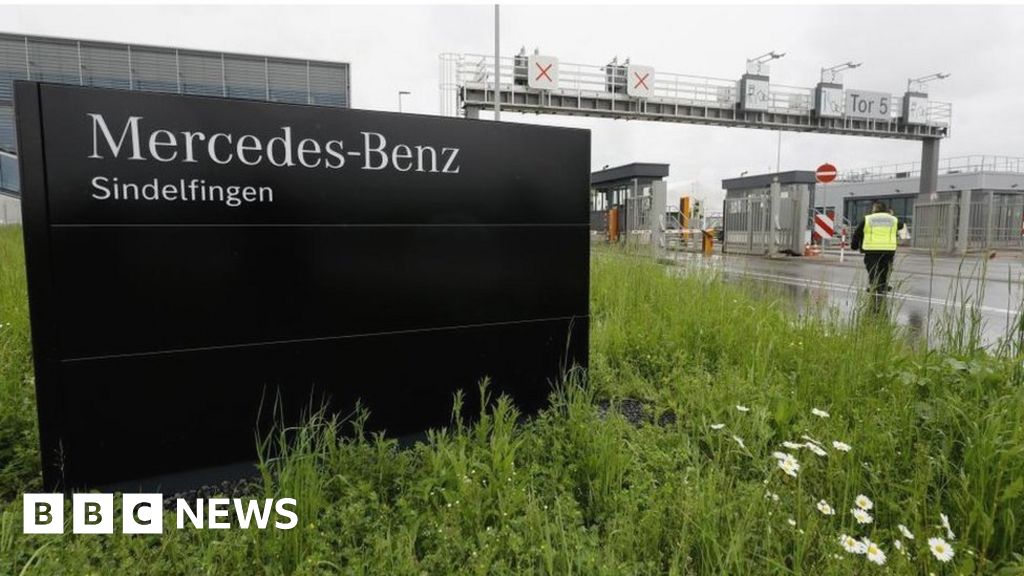 Mercedes-Benz shooting: Two killed at factory in Germany