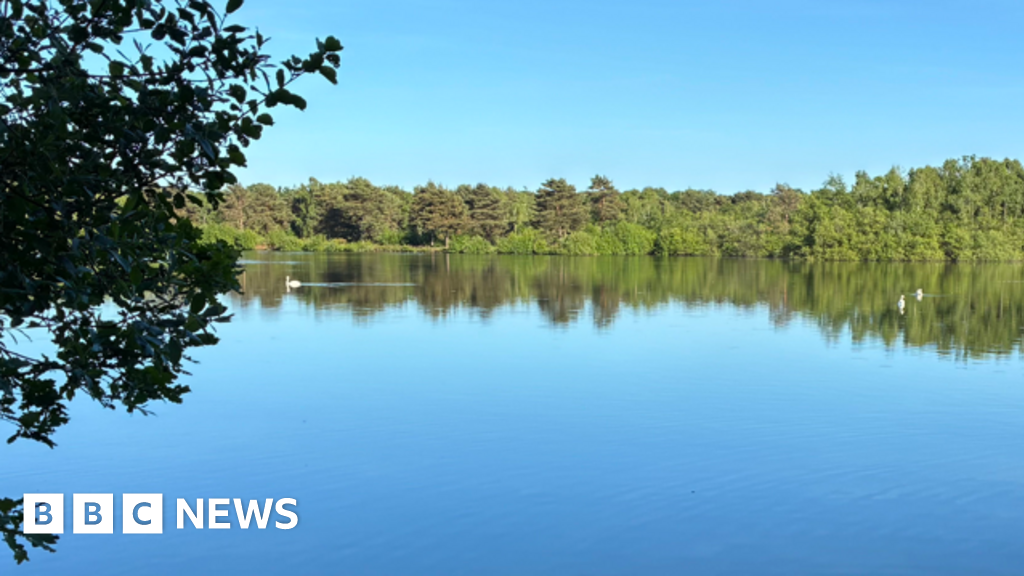 Police recover body of 15-year-old boy from Lincoln lake