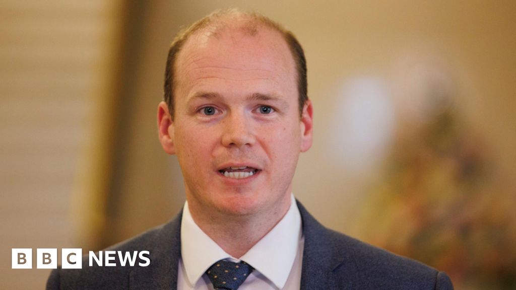 Winter fuel payment scammers already 'targeting pensioners' - Lyons