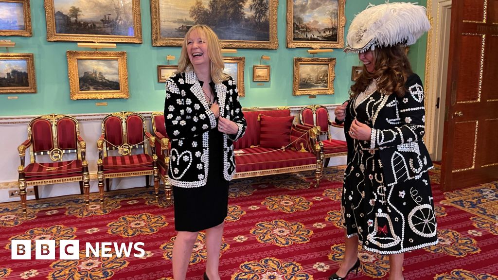 Lady mayor aims to 'un-square the Square Mile'