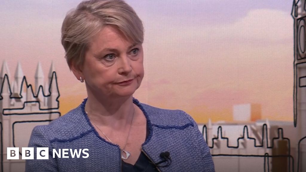 UK Home Secretary Bans Overseas Care Worker Visas in Migration Crackdown