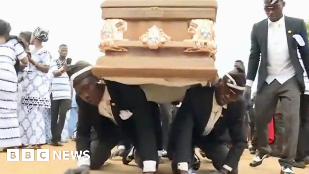 Coronavirus: Ghana's dancing pallbearers become Covid-19 meme