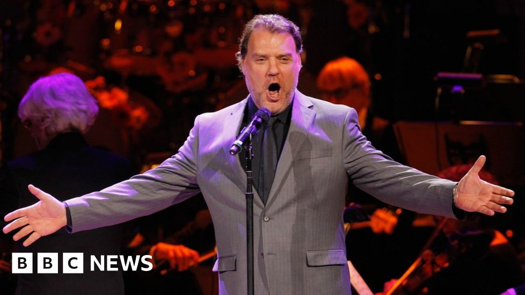Bryn Terfel and former FAW head honoured by Queen BBC News