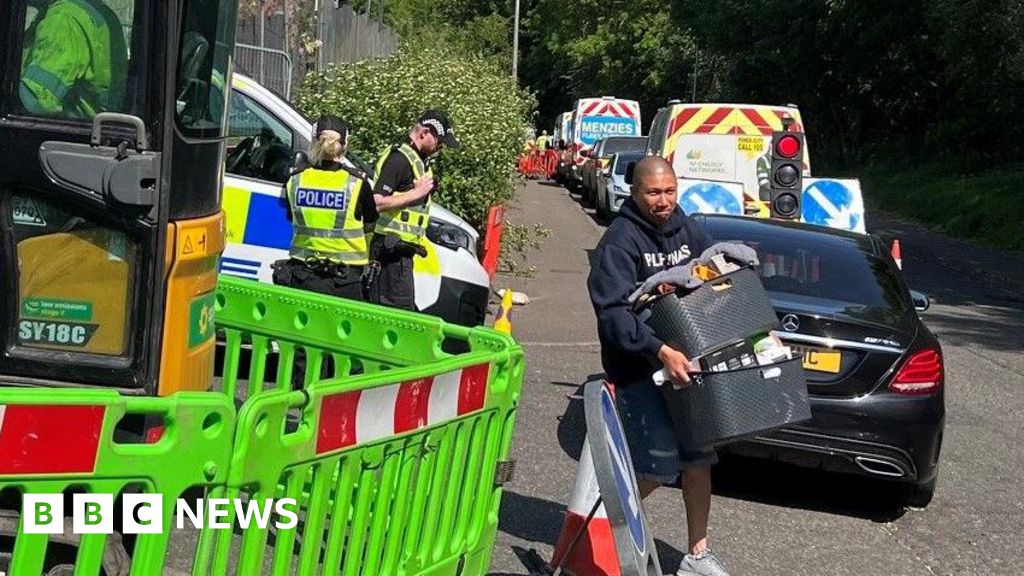 Residents given 10 minutes to flee homes amid ground movement fears