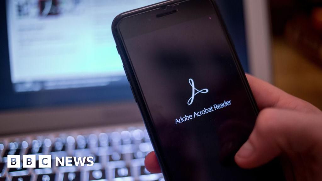 Adobe accused by US government of ‘trapping subscribers’ – BBC News