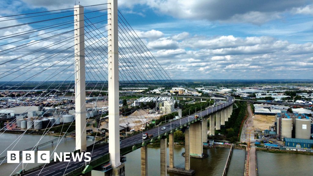 M25 Dartford Crossing Bridge Reopens After serious Incident BBC News m25-dartford-crossing-bridge-reopens-after-serious-incident-bbc-news