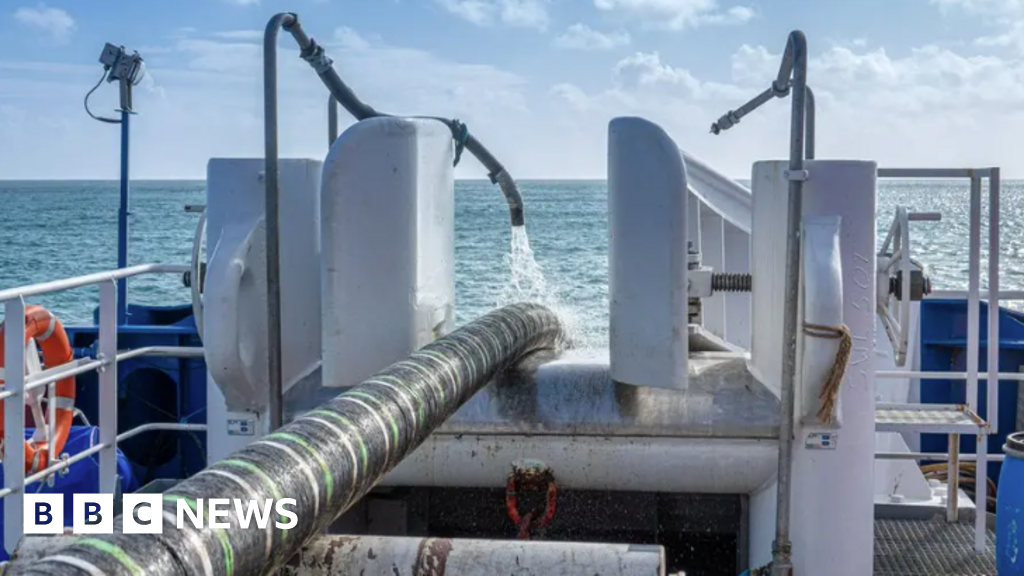 bbc.co.uk - John Fernandez - Guernsey undersea cable to be out for a month