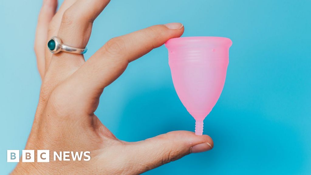 Piala menstruasi yang tidak pas dapat menyebabkan komplikasi kesehatan