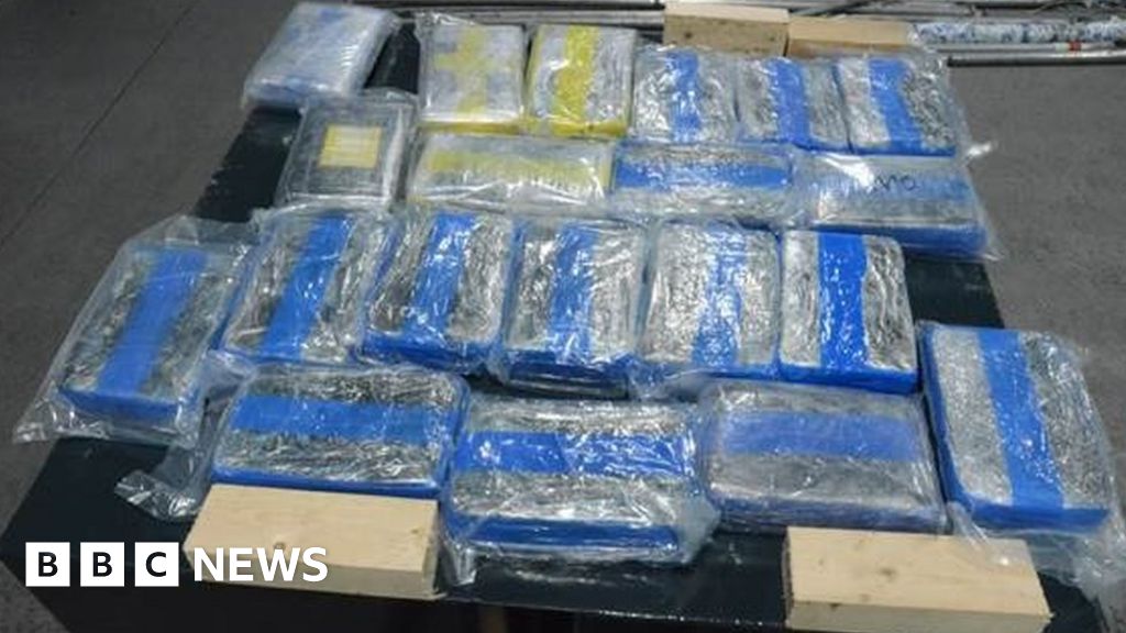 Gang Jailed For Huge UK And Ireland Drugs Smuggling Operation - BBC News