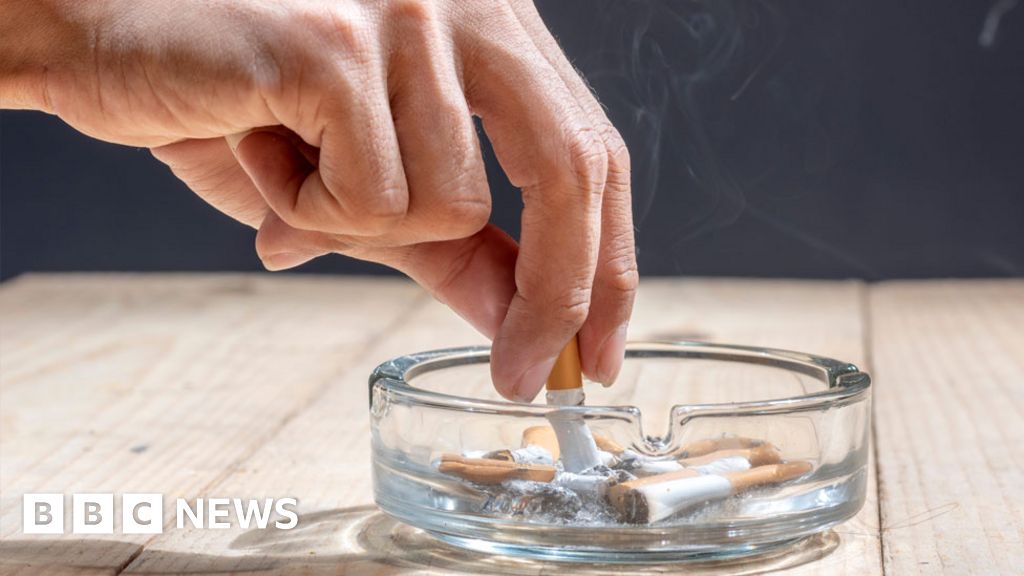 New Zealand smoking ban: Health experts criticise new government’s shock reversal