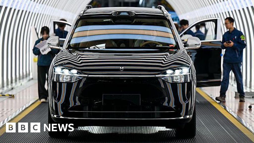 Chinese carmaker patents voice-controlled 'in-vehicle toilet'