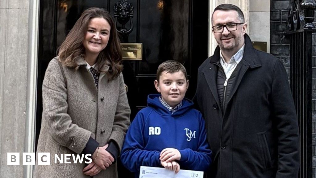 Felixstowe boy's letter to PM prompts action on school crossing