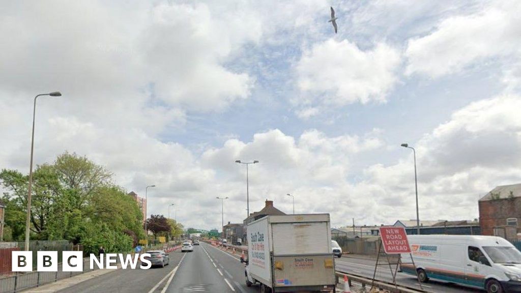 Hull A Drivers Face More Closures In New Year Due To Roadworks Bbc News