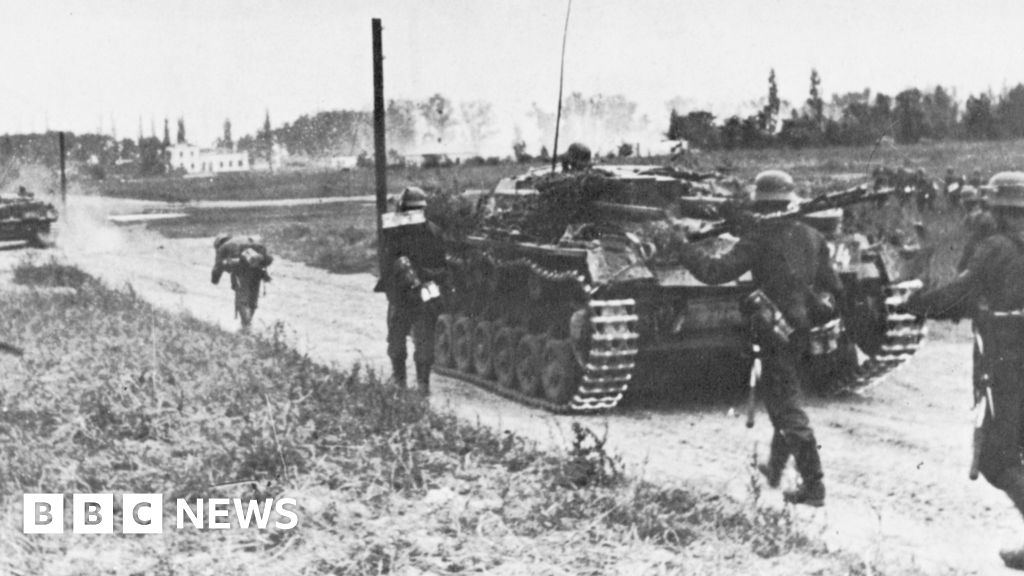 Russia And Poland In Spat Over World War Two Cause BBC News