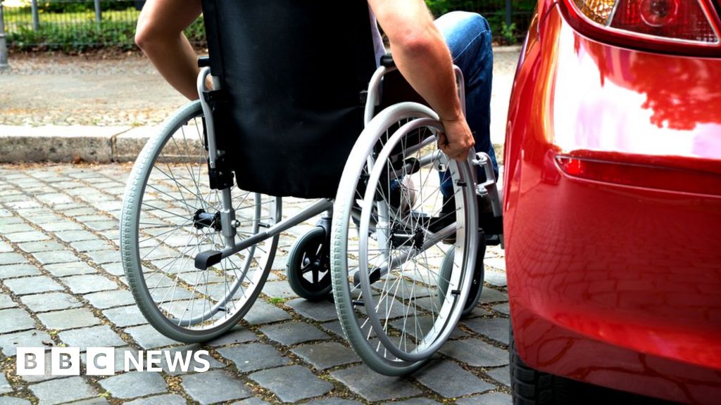 Uber launches vehicles for wheelchairs in London BBC News