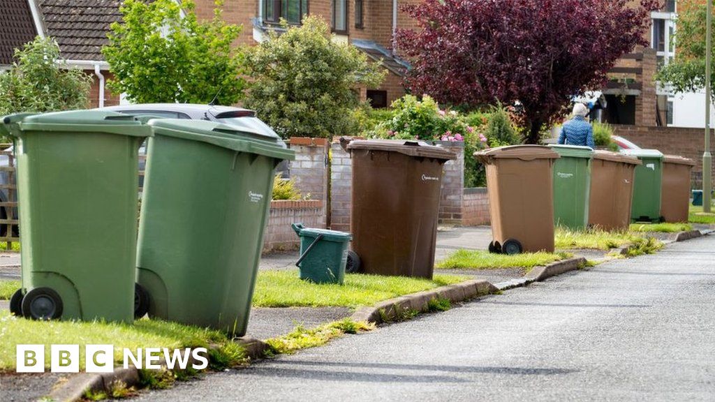 About 1,500 Kent bins uncollected each week, data reveals BBC News