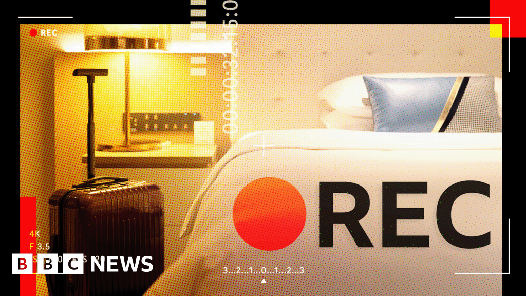 Правихме секс в китайски хотел, след което открихме, че сме били излъчени на хиляди